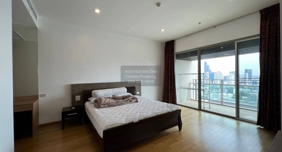 For rent 2 bedrooms condo in Khlong Toei, Bangkok