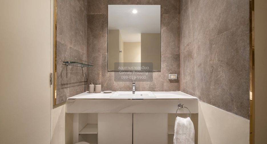 For rent 2 bedrooms condo in Khlong Toei, Bangkok