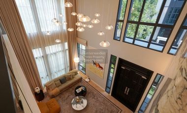 Casa en alquiler de 5 habitaciones en Bang Phli, Samut Prakan