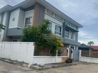 For rent 3 bedrooms house in Phra Samut Chedi, Samut Prakan