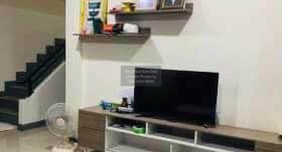 Haus zur Miete mit 3 Zimmer in Phra Samut Chedi, Samut Prakan