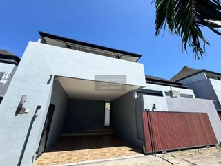 Casa en alquiler de 3 habitaciones en Mueang Phuket, Phuket