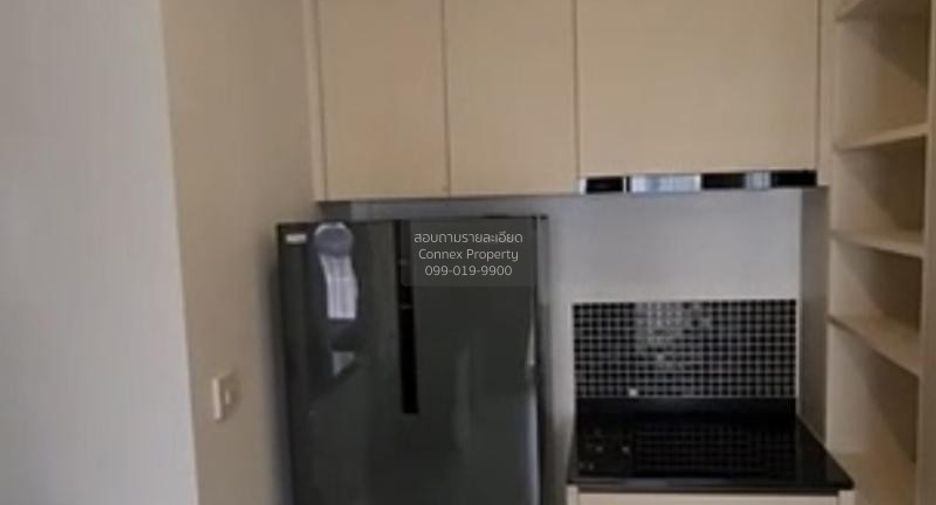 For rent 2 bedrooms condo in Huai Khwang, Bangkok