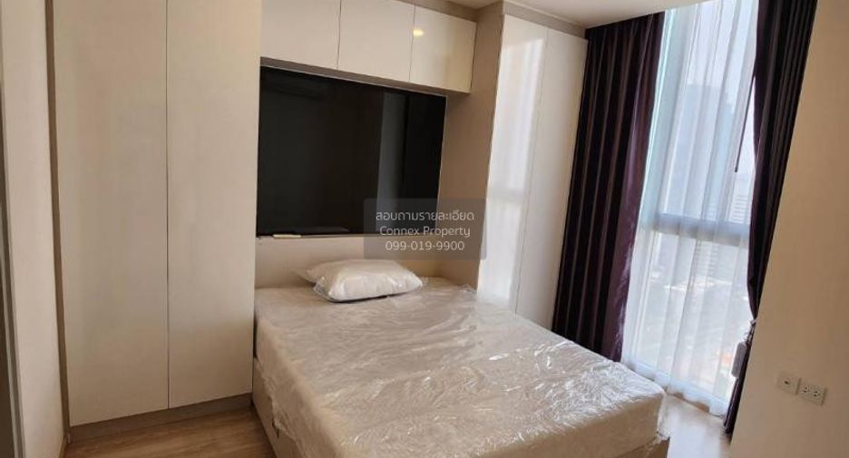 For rent 2 bedrooms condo in Huai Khwang, Bangkok