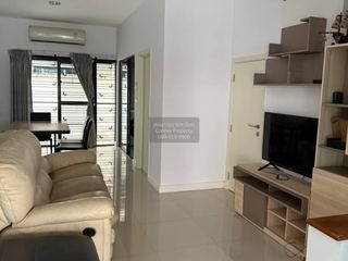 For rent 3 bedrooms townhouse in Mueang Nonthaburi, Nonthaburi