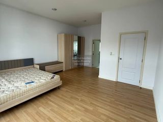 For rent 3 bedrooms townhouse in Mueang Nonthaburi, Nonthaburi