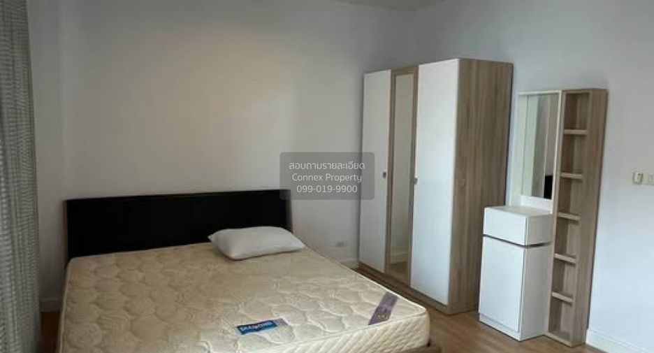 For rent 3 bedrooms townhouse in Mueang Nonthaburi, Nonthaburi