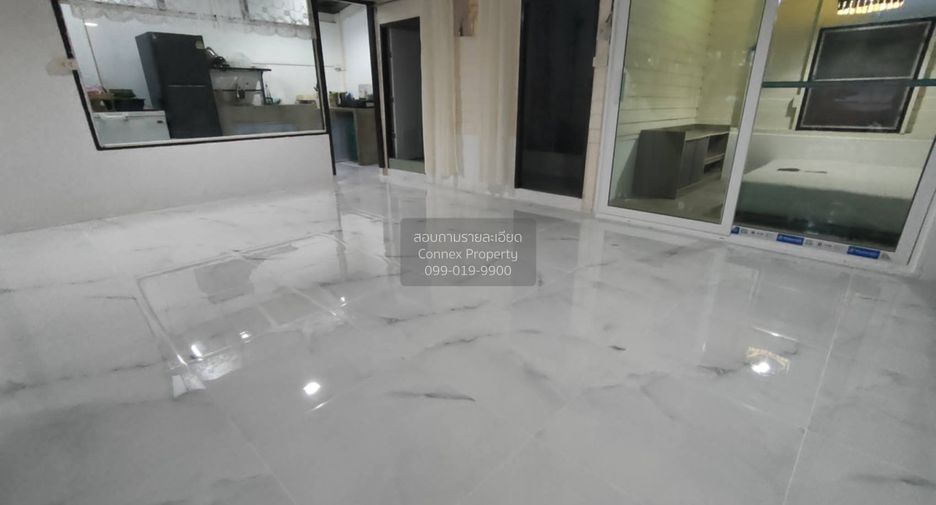 For rent 3 bedrooms house in Bang Na, Bangkok