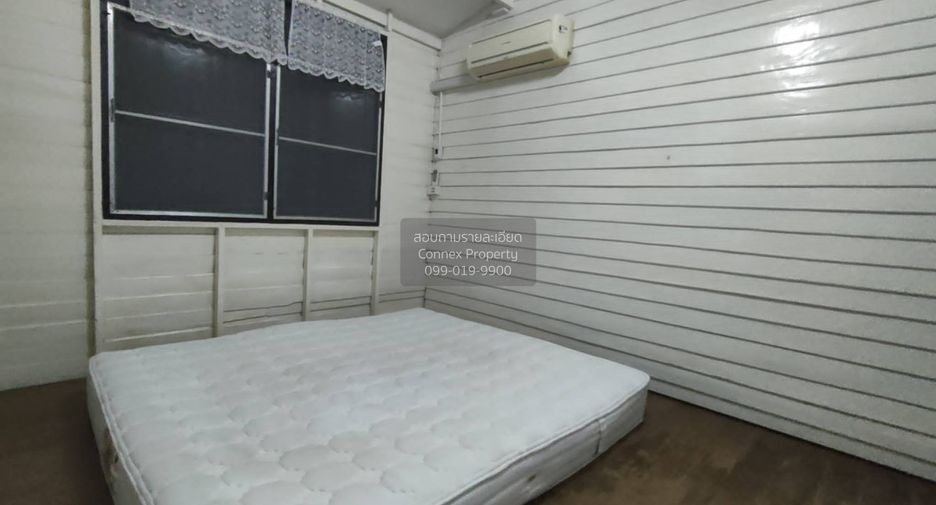 For rent 3 bedrooms house in Bang Na, Bangkok