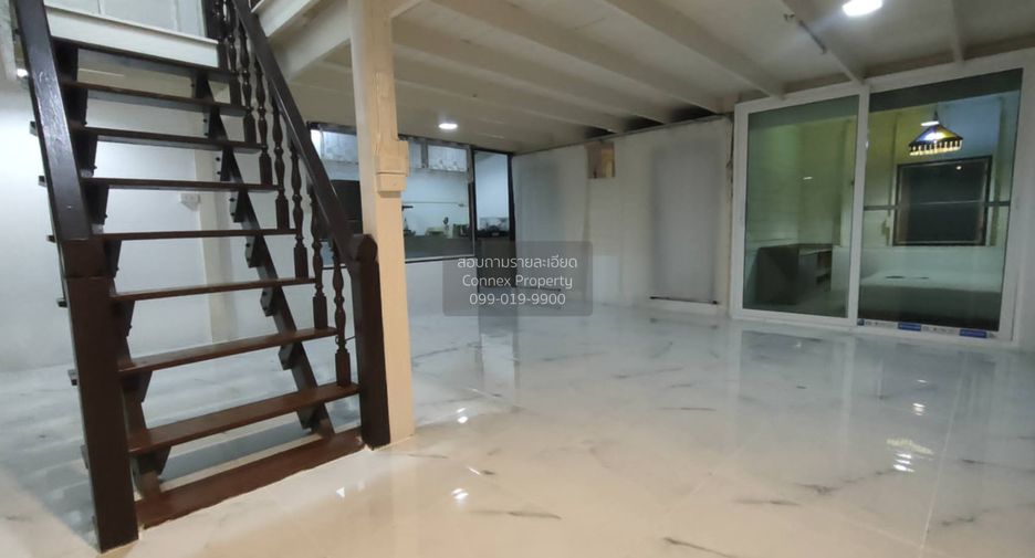 For rent 3 bedrooms house in Bang Na, Bangkok