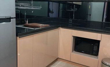 Condo en alquiler y en venta de 2 habitaciones en Khlong Toei, Bangkok