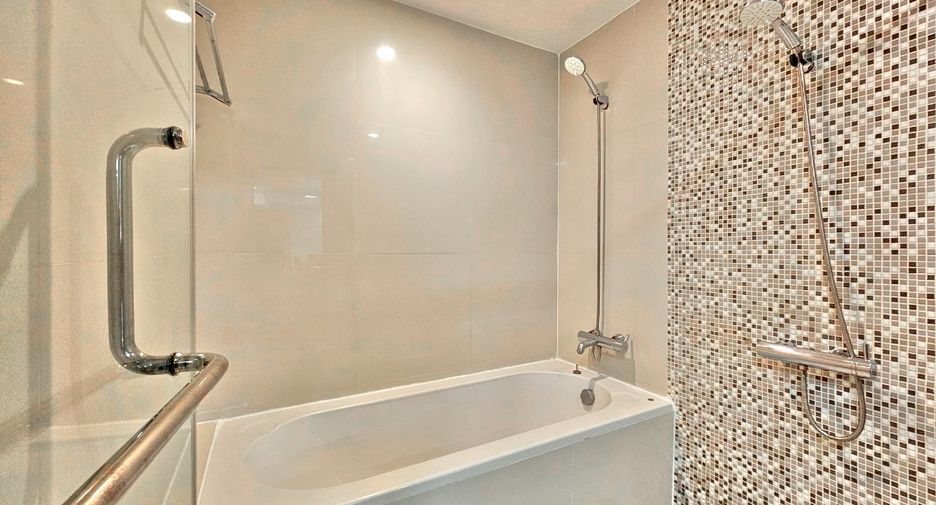 À louer 1 chambre condo à Pathum Wan, Bangkok