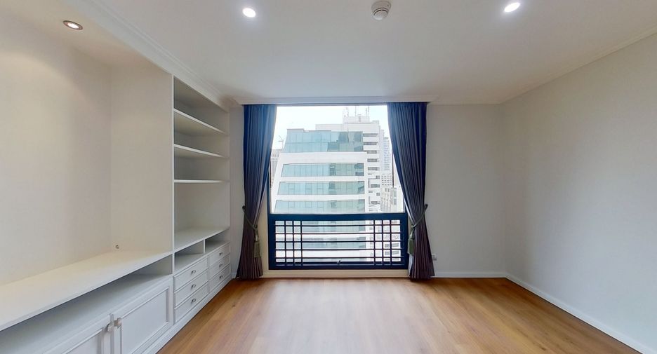 Wohnung zur Miete mit 3 Zimmer in Pathum Wan, Bangkok