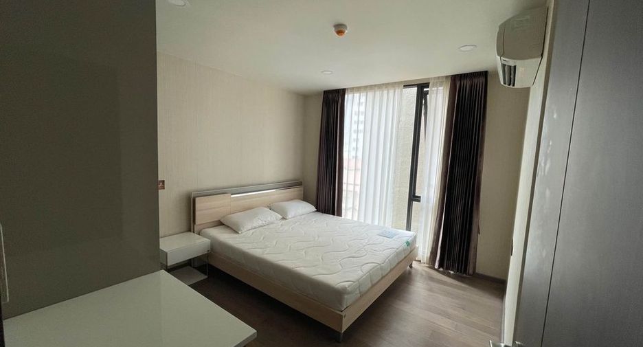 À louer 2 chambres condo à Pathum Wan, Bangkok