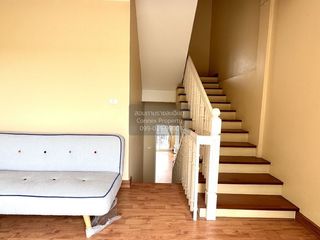 For rent 3 bedrooms townhouse in Bang Kapi, Bangkok