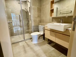 For rent 1 bed condo in Yan Nawa, Bangkok