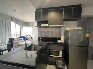 For rent 2 bedrooms condo in Khlong San, Bangkok