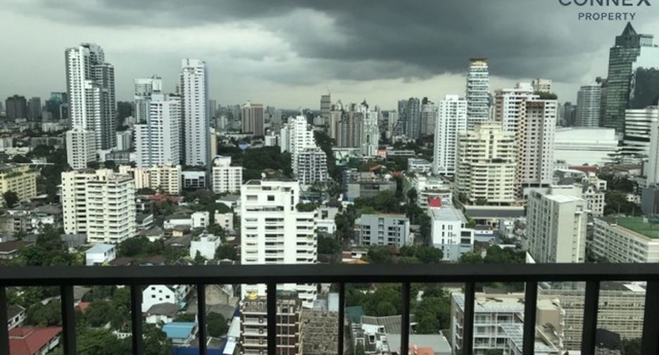 Condo en alquiler de 1 habitaciones en Khlong Toei, Bangkok