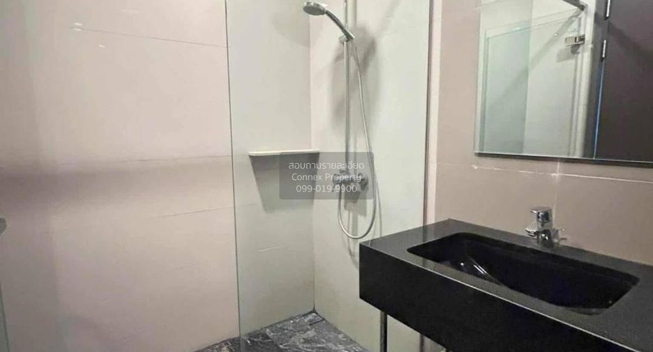Condo en alquiler de 1 habitaciones en Khlong Toei, Bangkok