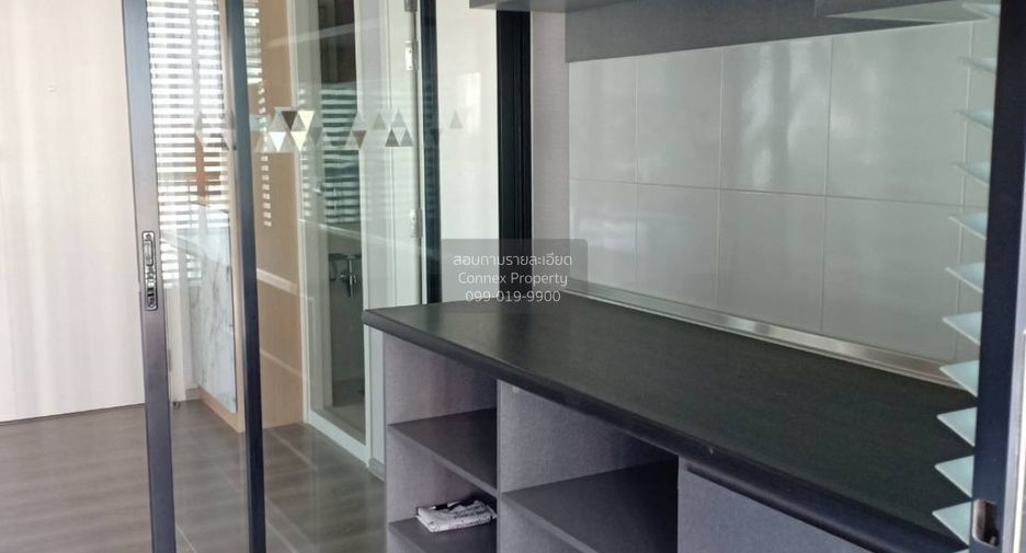 For rent 2 bedrooms condo in Chom Thong, Bangkok