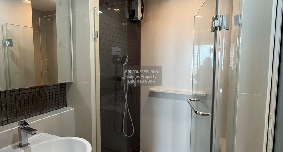 For rent 1 bed condo in Phra Khanong, Bangkok