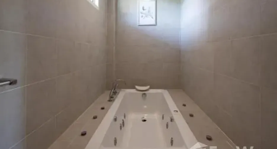 For rent 3 ベッドルーム villa in Kathu, Phuket