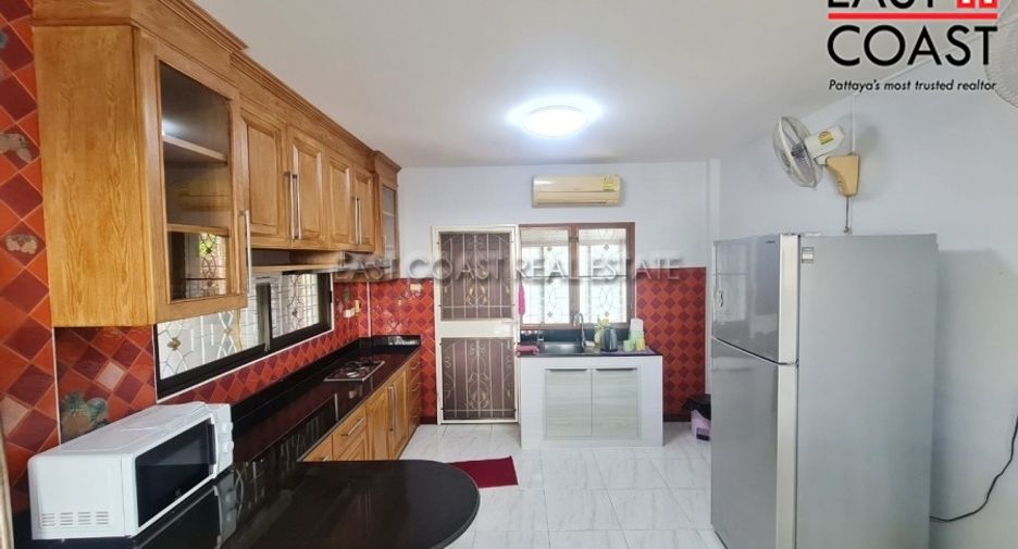 For rent studio house in East Pattaya, Pattaya