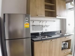 For rent 2 bedrooms condo in Khlong San, Bangkok