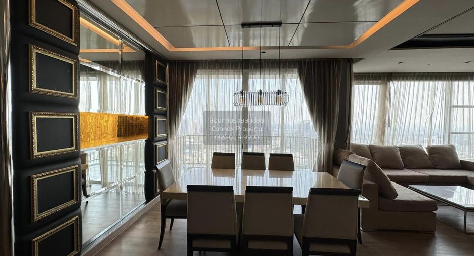 For rent 3 bedrooms condo in Khlong Toei, Bangkok