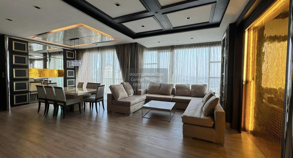For rent 3 bedrooms condo in Khlong Toei, Bangkok