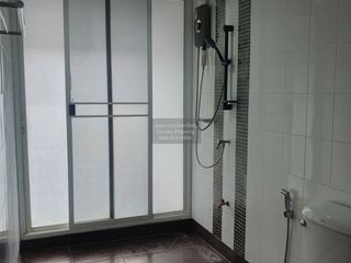 For rent 3 bedrooms townhouse in Pak Kret, Nonthaburi