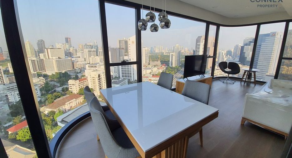 Wohnung zur Miete mit 2 Zimmer in Bang Rak, Bangkok