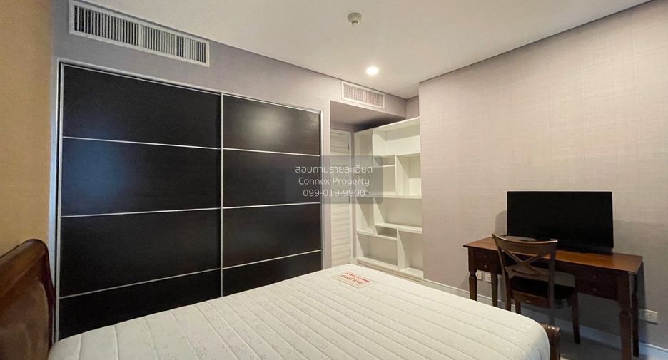 For rent 3 bedrooms condo in Khlong Toei, Bangkok