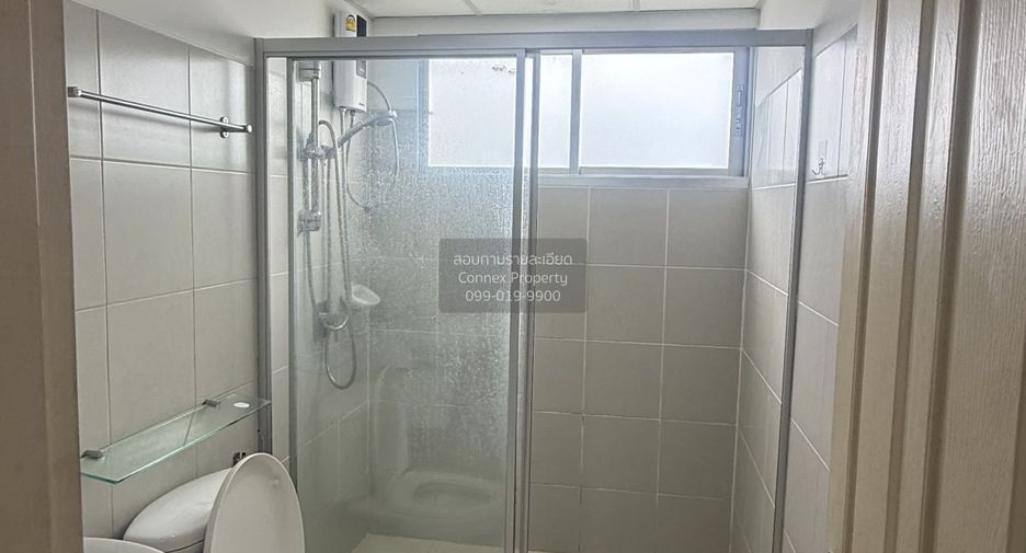 For rent 2 bedrooms condo in Ratchathewi, Bangkok