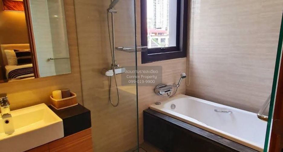 For rent 2 bedrooms condo in Khlong Toei, Bangkok