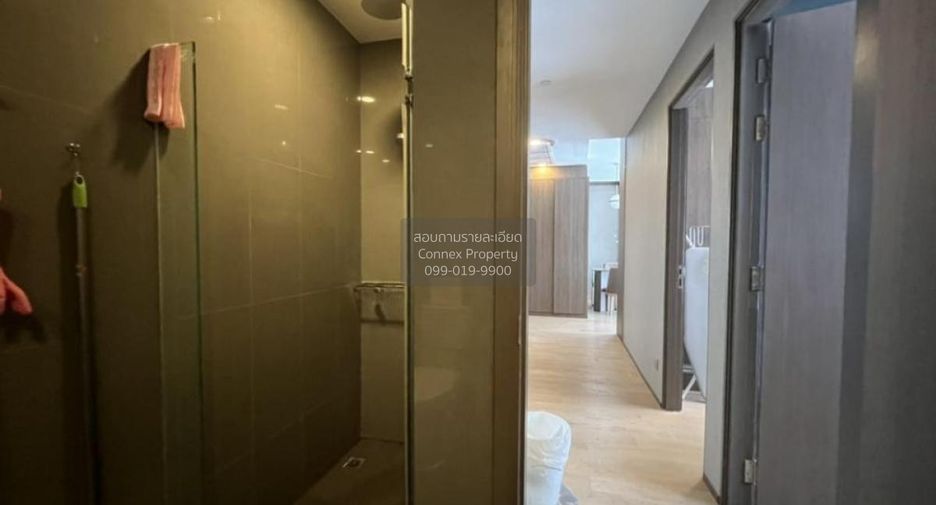 For rent 2 bedrooms condo in Bang Rak, Bangkok