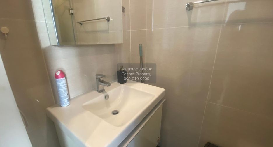 Condo en alquiler de 1 habitaciones en Khlong Toei, Bangkok