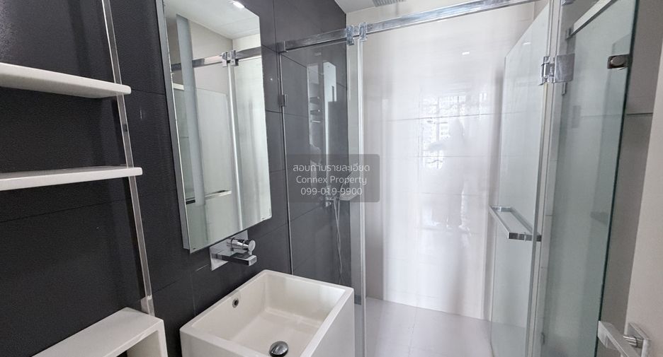 Condo en alquiler de 1 habitaciones en Khlong San, Bangkok