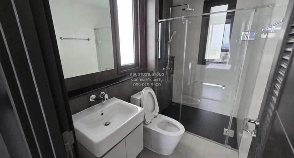 For rent 2 bedrooms condo in Bang Phlat, Bangkok