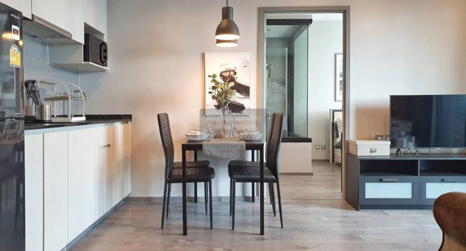 For rent 2 bedrooms condo in Chatuchak, Bangkok