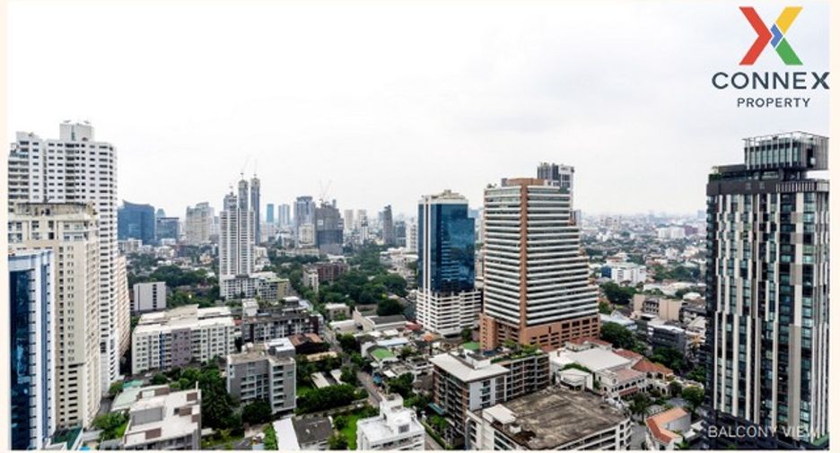 For rent 2 bedrooms condo in Khlong Toei, Bangkok