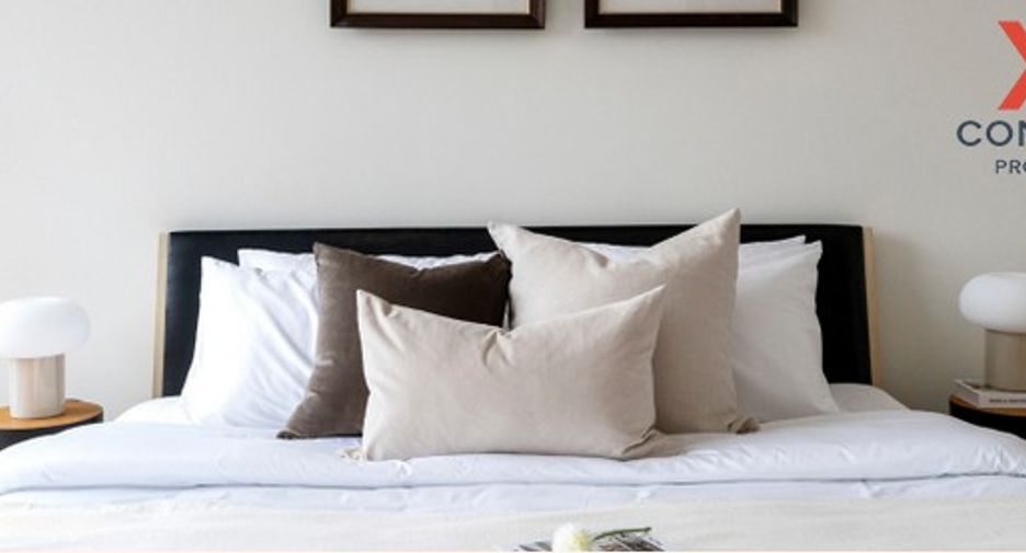 For rent 2 bedrooms condo in Khlong Toei, Bangkok