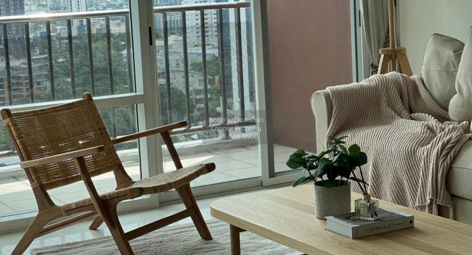 For rent 2 bedrooms condo in Khlong Toei, Bangkok