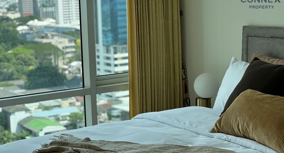 For rent 2 bedrooms condo in Khlong Toei, Bangkok