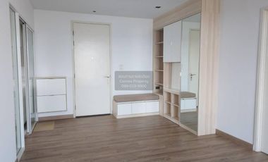 For rent 2 bedrooms condo in Thon Buri, Bangkok