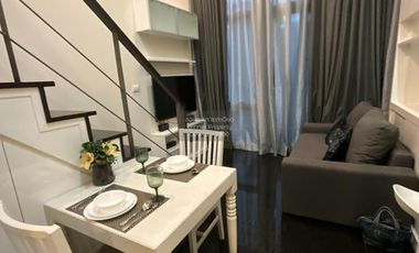 À louer 1 chambre condo à Khlong Toei, Bangkok