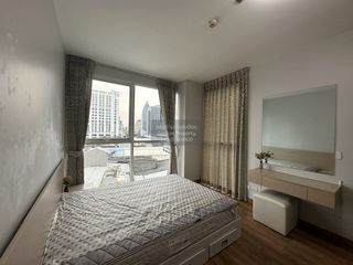 For rent 2 bedrooms condo in Phaya Thai, Bangkok