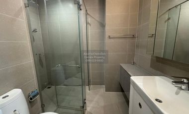 Condo en alquiler de 2 habitaciones en Pathum Wan, Bangkok
