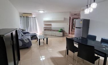 Condo en alquiler de 3 habitaciones en Yan Nawa, Bangkok