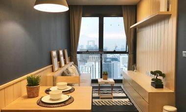 Wohnung zur Miete mit 1 Zimmer in Khlong Toei, Bangkok
